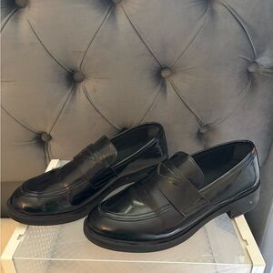 Steve Madden Glossy Black Loafers